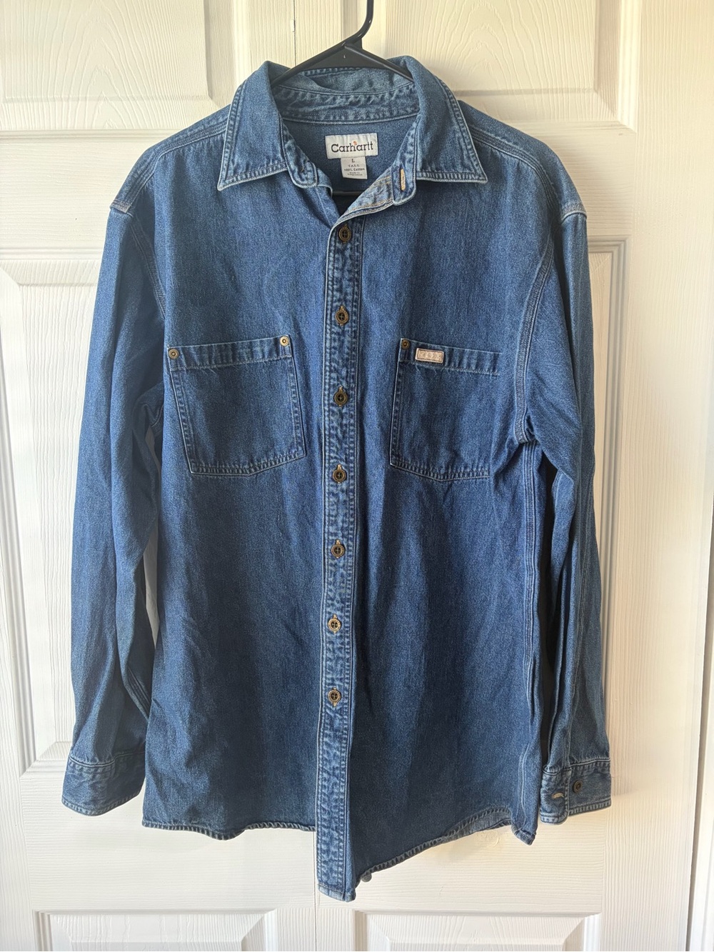 Carhartt Denim Workshirt in Medium Blue with Gold Stitching size Larne Tall Vtg